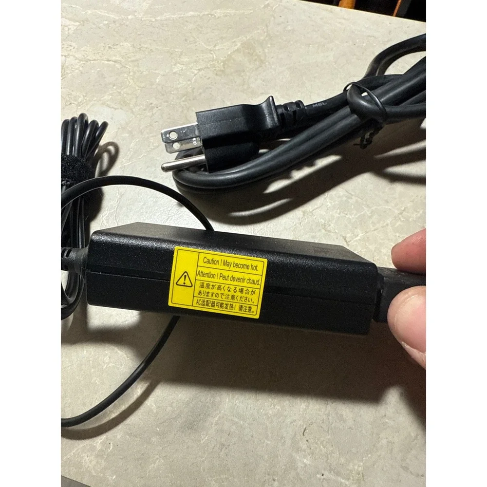 Delta Electronics ADP-65JH BB 19V 3.42A AC Adapter Power Supply Cord Charger‎